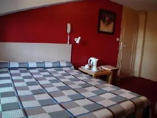 Saint 2* Biarritz